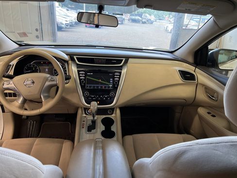 Used 2017 Nissan Murano SV w/ Cargo Package FWD image 15