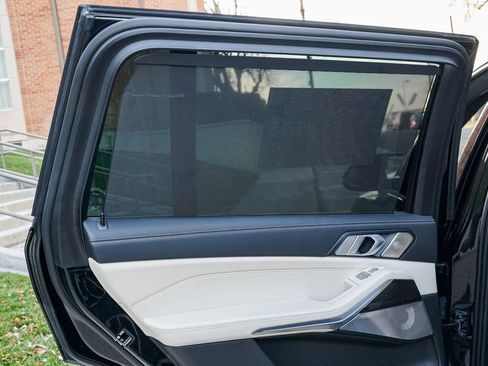 Certified 2025 BMW X7 M60i w/ Executive Package image 18