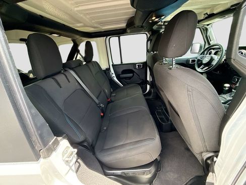 Used 2023 Jeep Wrangler Unlimited Rubicon 4xe AWD/4WD image 31