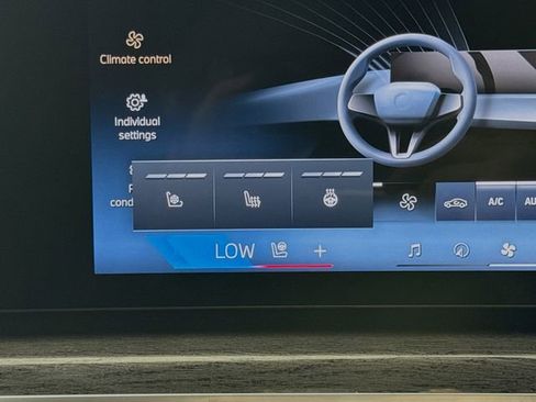 New 2026 BMW 760i xDrive image 21