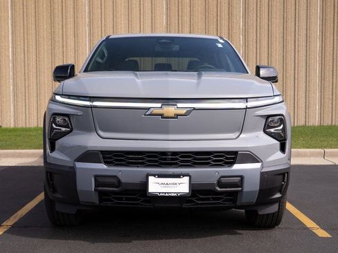 New 2025 Chevrolet Silverado EV LT image 2