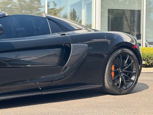 Used 2019 McLaren 570S Base image 21