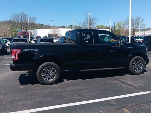 Used 2017 Ford F150 XLT w/ Equipment Group 302A Luxury AWD/4WD image 4