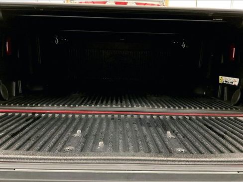 Used 2020 Ford F150 XLT w/ Equipment Group 302A Luxury AWD/4WD image 32