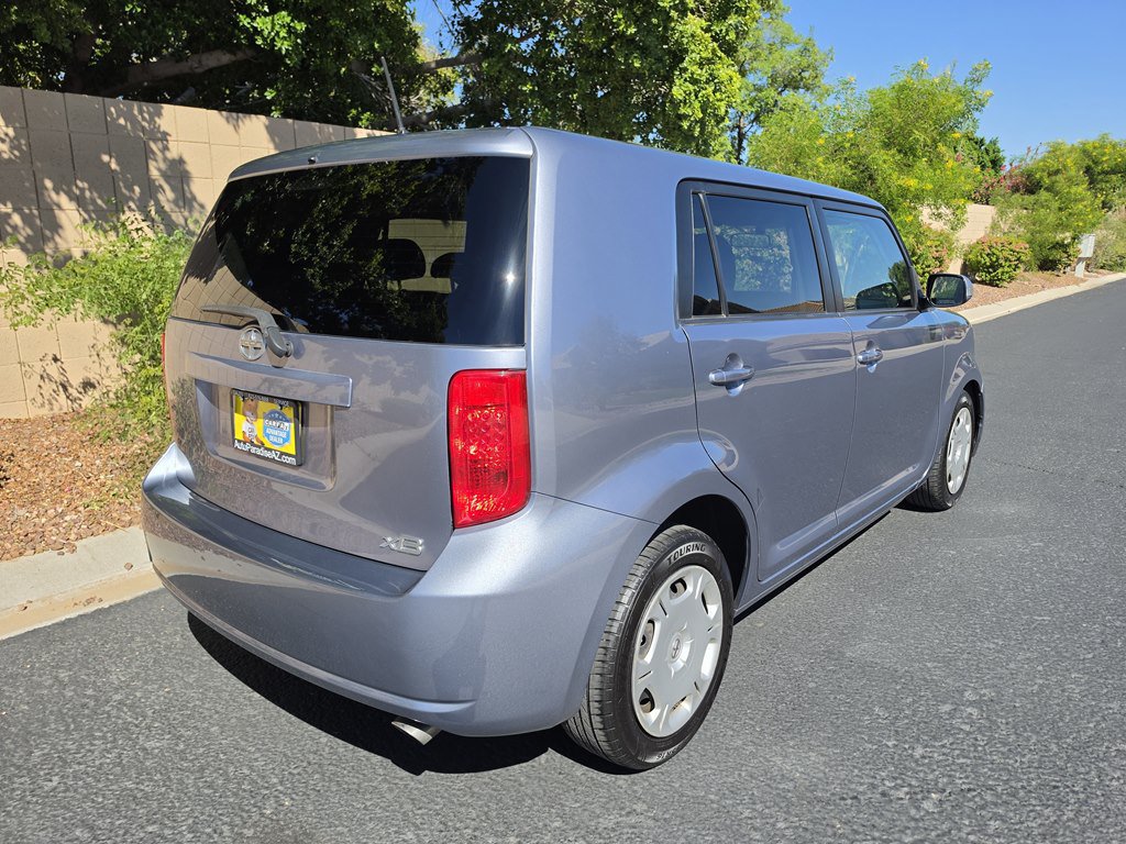 Used 2010 Scion xB FWD image 3