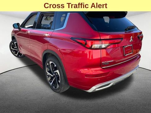 Used 2022 Mitsubishi Outlander SEL image 10