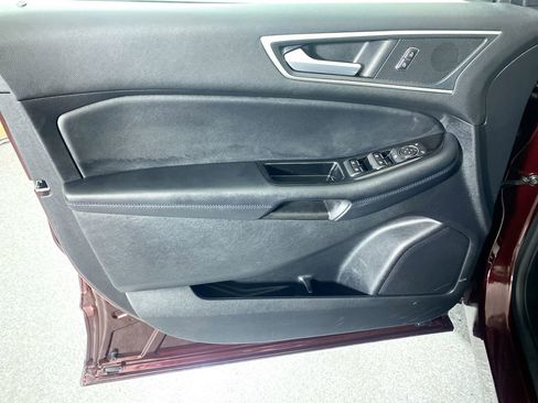 Used 2018 Ford Edge SEL w/ Equipment Group 201A image 20