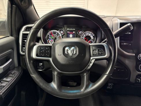 Used 2022 RAM 2500 Big Horn AWD/4WD image 16
