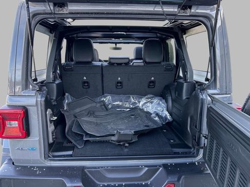 Used 2023 Jeep Wrangler Unlimited Rubicon 4xe w/ Safety Group image 15