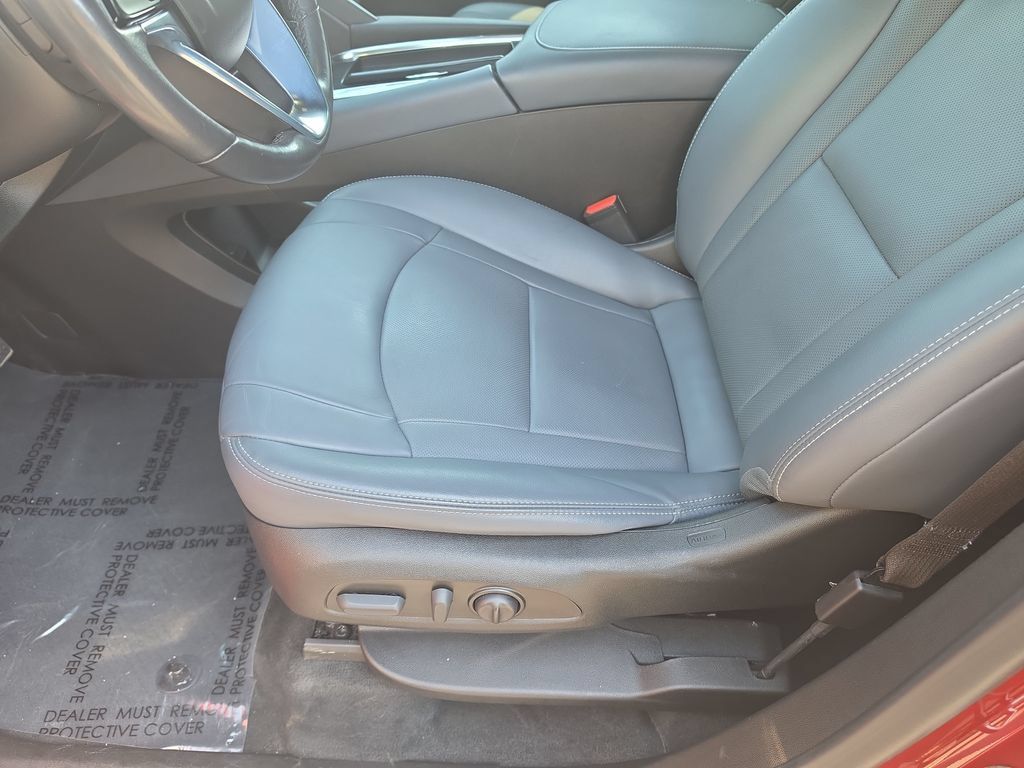 Certified 2023 Buick Enclave Essence FWD image 13