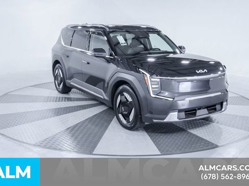 Used 2024 Kia EV9 Wind image 16