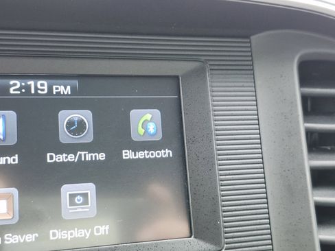 Used 2020 Hyundai Elantra SE FWD image 4