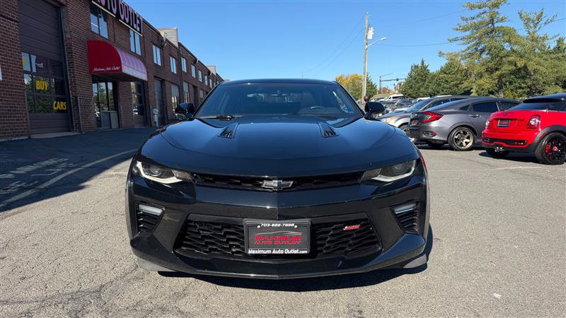 Used 2017 Chevrolet Camaro SS Coupe w/ 2SS RWD image 2