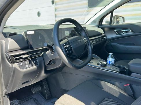 New 2026 Kia Sportage S image 10
