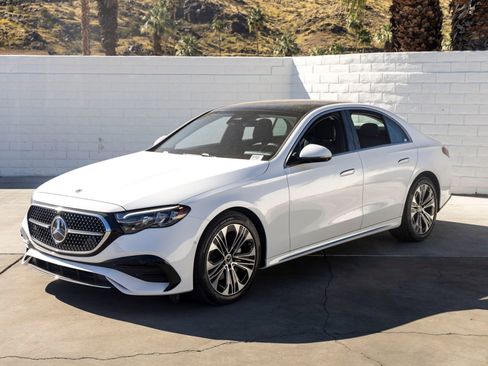 New 2026 Mercedes-Benz E 350 4MATIC Sedan image 5