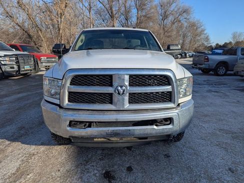Used 2018 RAM 2500 Tradesman w/ Chrome Appearance Group image 4