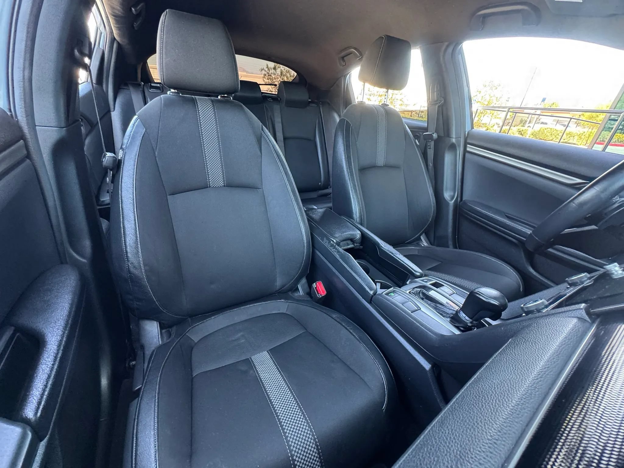 Used 2021 Honda Civic Sport image 5