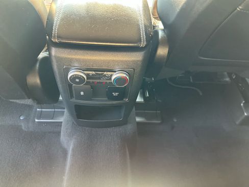 Used 2020 Ford Explorer Limited AWD/4WD image 23