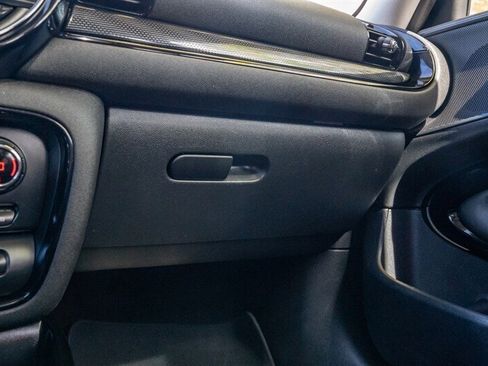 Used 2019 MINI Cooper Clubman Clubman image 24