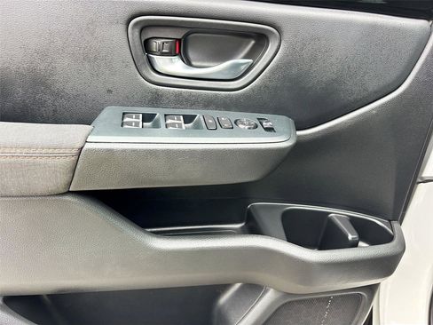 Certified 2025 Honda Pilot Sport image 20