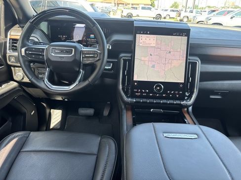 Used 2026 GMC Yukon XL Denali w/ Denali Reserve Package AWD/4WD image 20