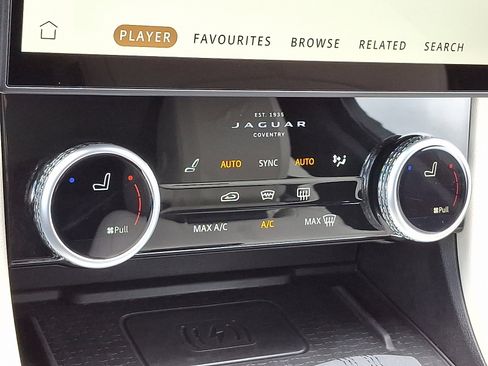 Certified 2025 Jaguar F-PACE R-Dynamic S image 25