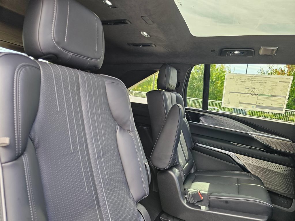 New 2026 Cadillac Escalade IQ Sport 2 AWD/4WD image 13