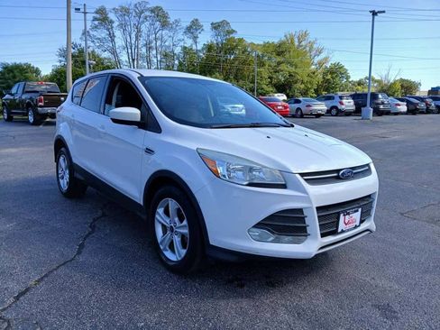 Used 2014 Ford Escape SE image 3