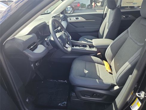 New 2026 Ford Explorer Active image 12