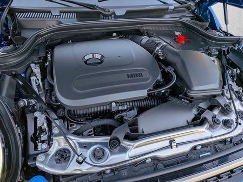 New 2026 MINI Cooper 2-Door Hardtop image 18