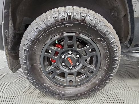 Used 2023 Toyota 4Runner TRD Off-Road Premium w/ Moonroof Package AWD/4WD image 49