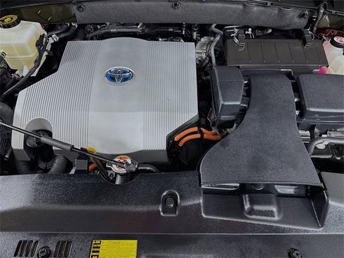 Used 2019 Toyota Highlander Limited image 30