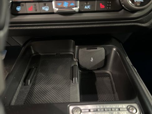 New 2025 Ford Bronco Outer Banks image 14