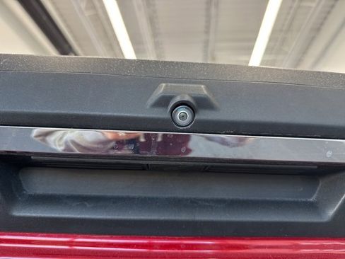 Used 2022 Ford F250 Lariat w/ Tremor Off-Road Package image 9