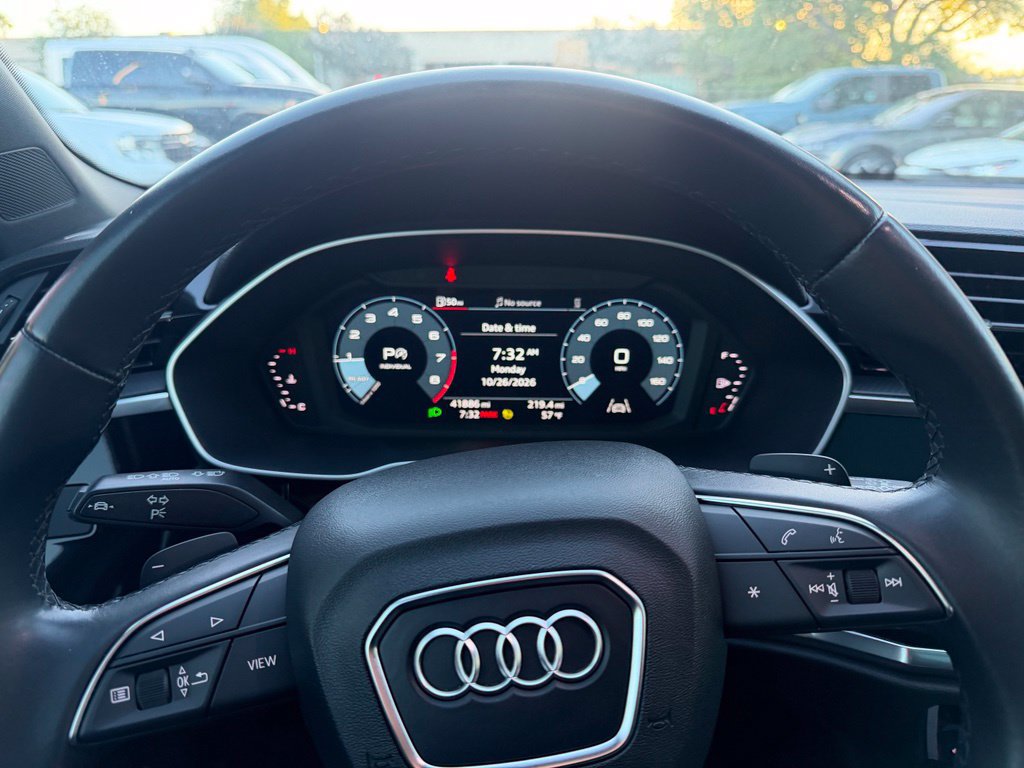 Used 2023 Audi Q3 2.0T Premium w/ Convenience Package AWD/4WD image 5