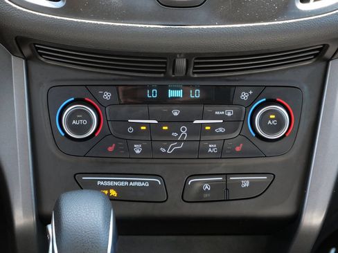 Used 2018 Ford Escape SE AWD/4WD image 18