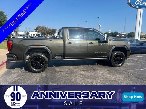Used 2022 GMC Sierra 2500 Denali AWD/4WD image 1