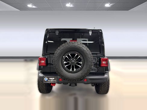 Used 2025 Jeep Wrangler Unlimited Rubicon w/ XTREMEE 35" Tire Package AWD/4WD image 8