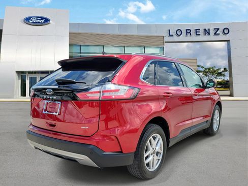 Used 2024 Ford Edge SEL w/ Convenience Package AWD/4WD image 5