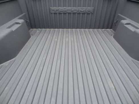 Used 2024 Toyota Tacoma SR5 image 9