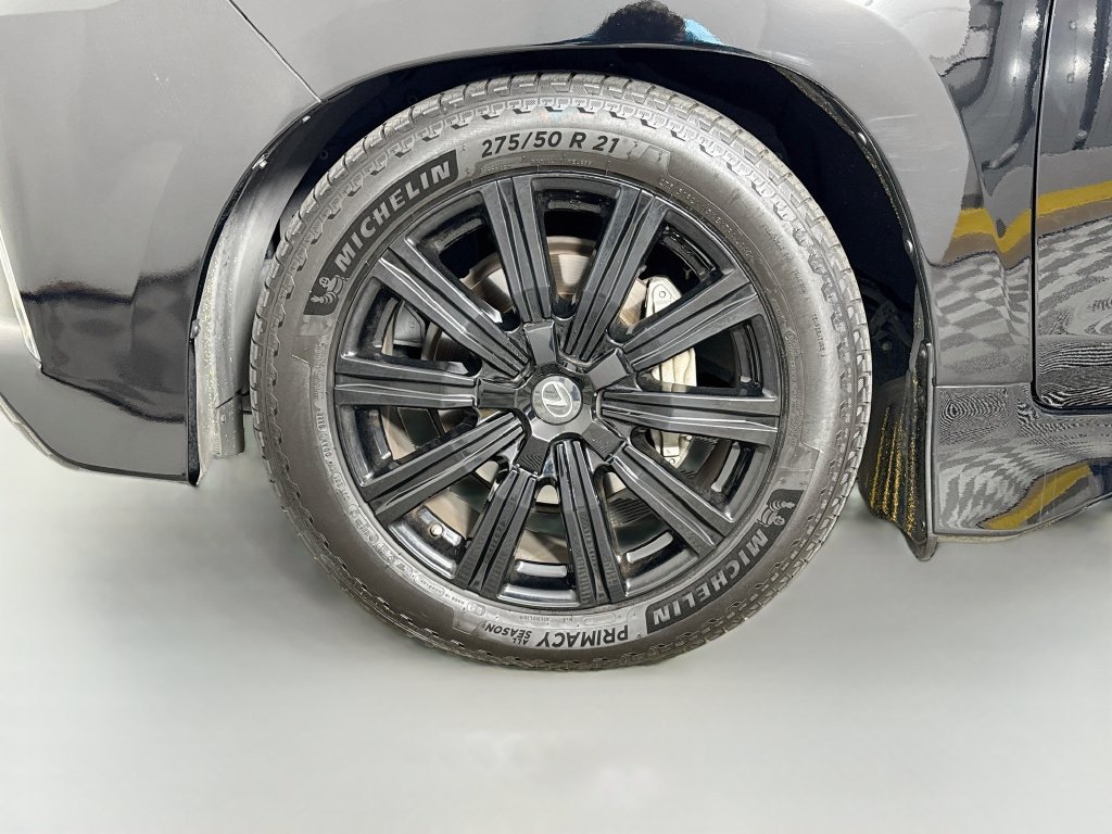 Certified 2021 Lexus LX 570 4WD w/ Inspiration Series #2 image 33