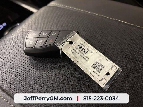 Used 2025 Chevrolet Tahoe Premier w/ Sun And Tow Package AWD/4WD image 32