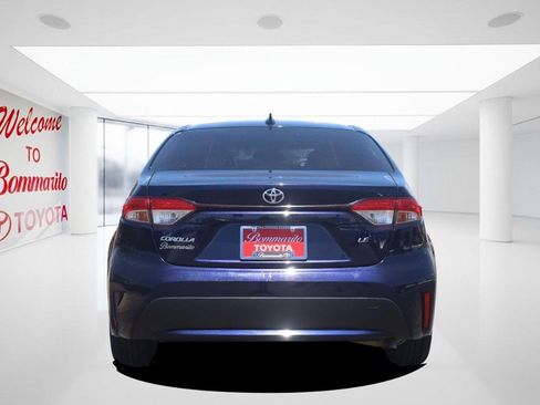 Used 2020 Toyota Corolla LE w/ LE Premium Package FWD image 6