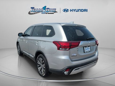 Used 2019 Mitsubishi Outlander ES AWD/4WD image 6