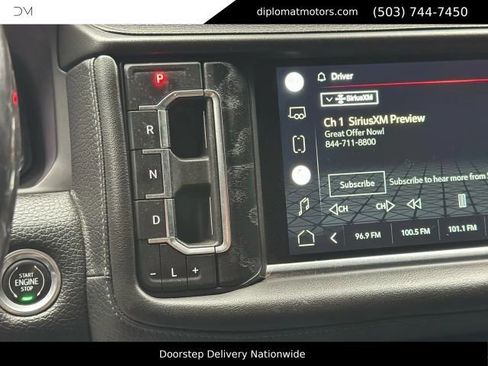 Used 2022 GMC Yukon XL Denali w/ Advanced Technology Package RWD image 27