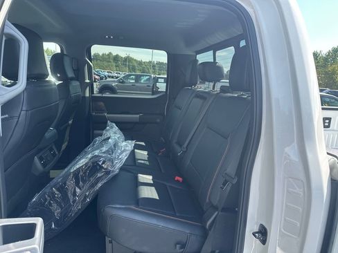 New 2026 Ford F250 Lariat w/ Chrome Package image 15