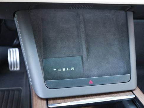 Used 2023 Tesla Model X AWD/4WD image 22