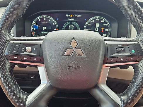 Used 2024 Mitsubishi Outlander SEL image 23