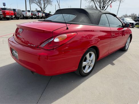 Used 2006 Toyota Solara SLE image 3