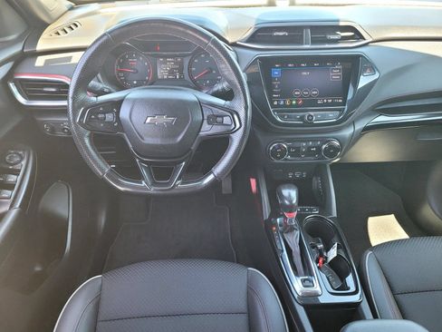 Used 2023 Chevrolet TrailBlazer RS w/ Convenience Package AWD/4WD image 17
